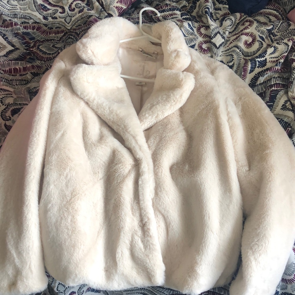thick fluffy jacket never worn!